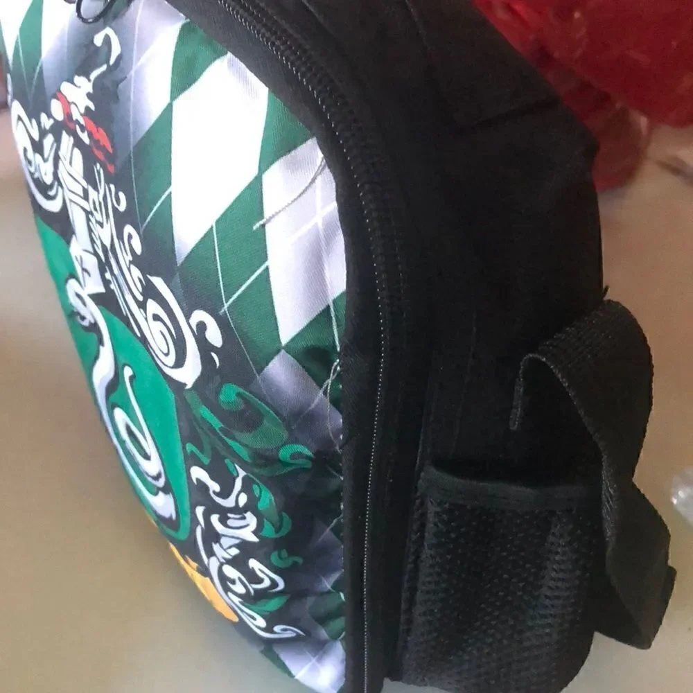 Slytherin crest lunch bag with shoulder strap-new